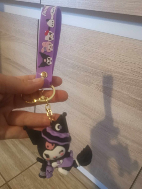 Brelok breloczek do kluczy zawieszka KUROMI silikon Brelok breloczek do kluczy zawieszka KUROMI silikon